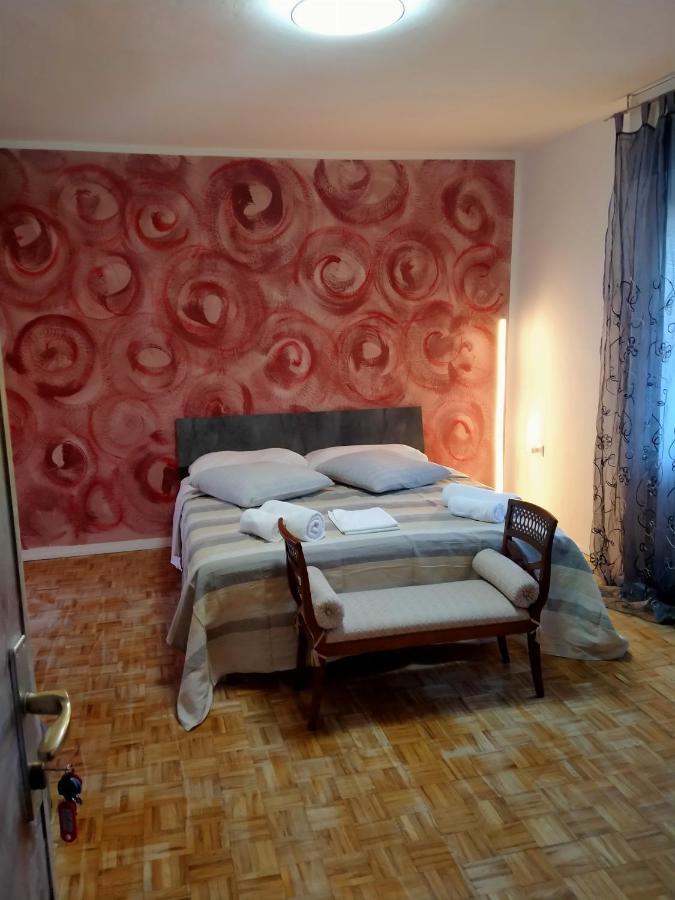 B&B Alla Busa Роверето Екстериор снимка